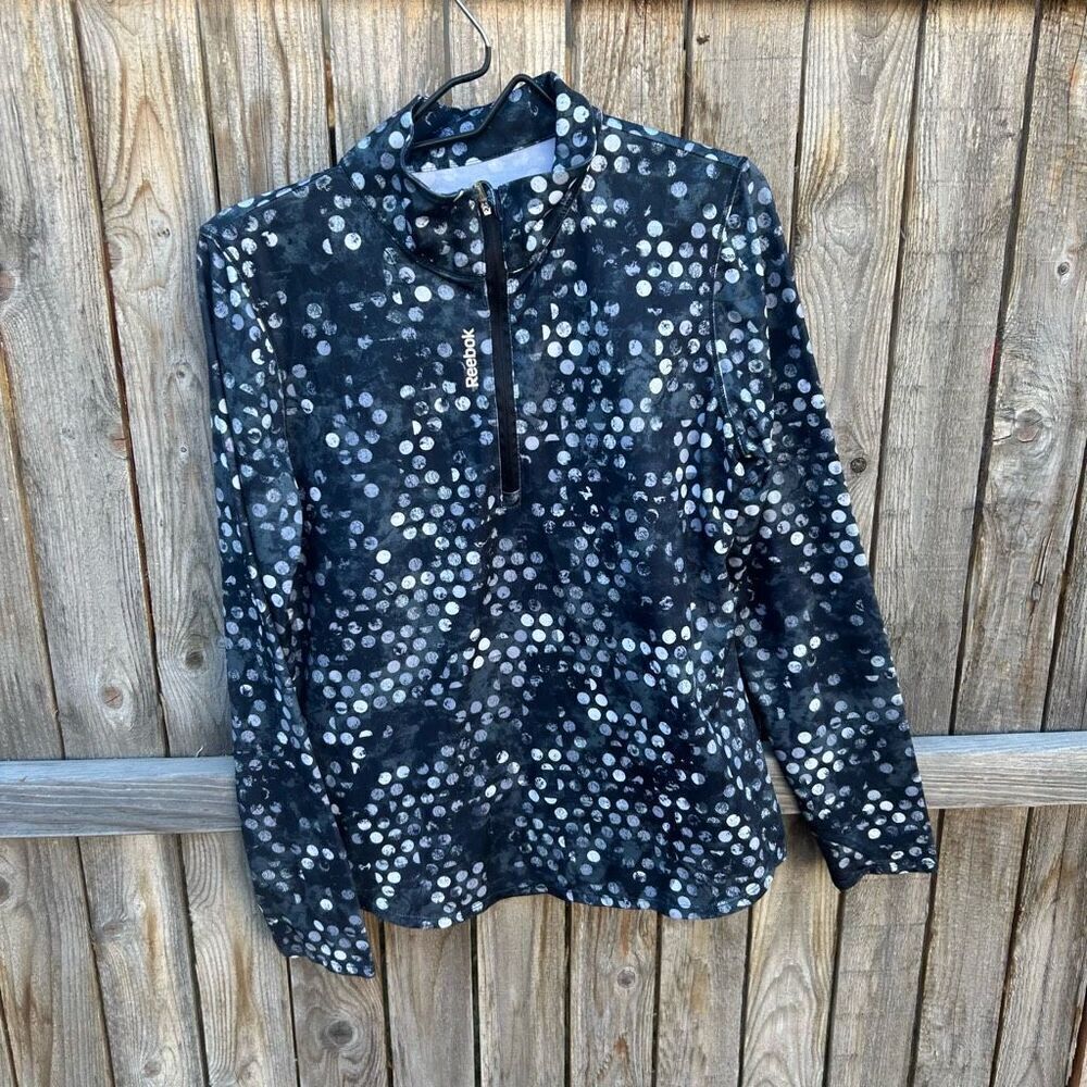 Reebok junior large half zip thumb holes long sleeve